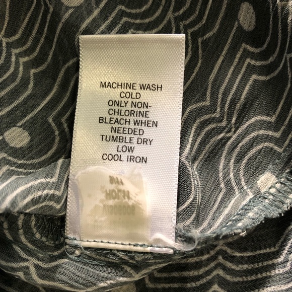 Banana Republic blouse, size XS - Picture 5 of 6